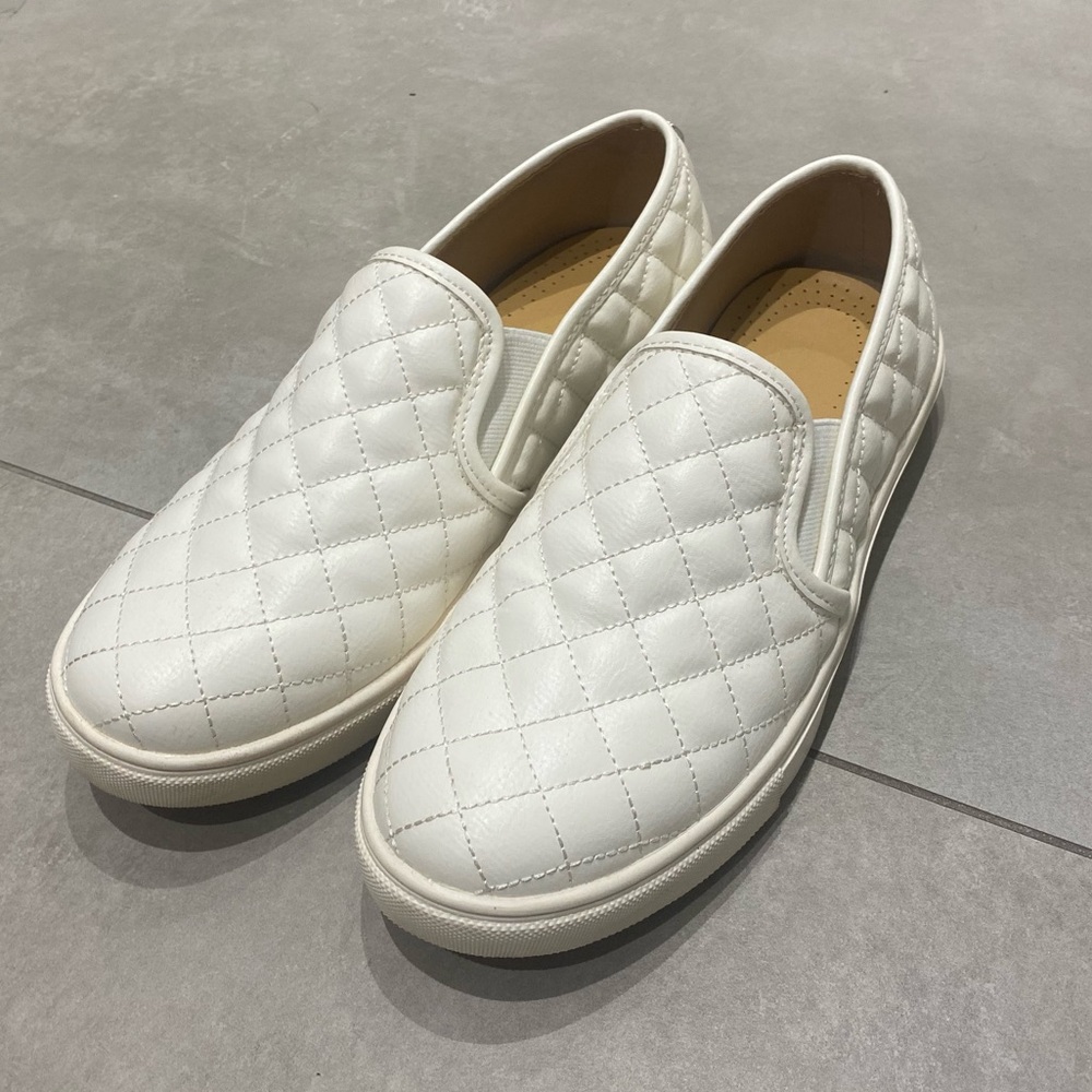 Steve Madden Quilted Women's Slip-On Flats